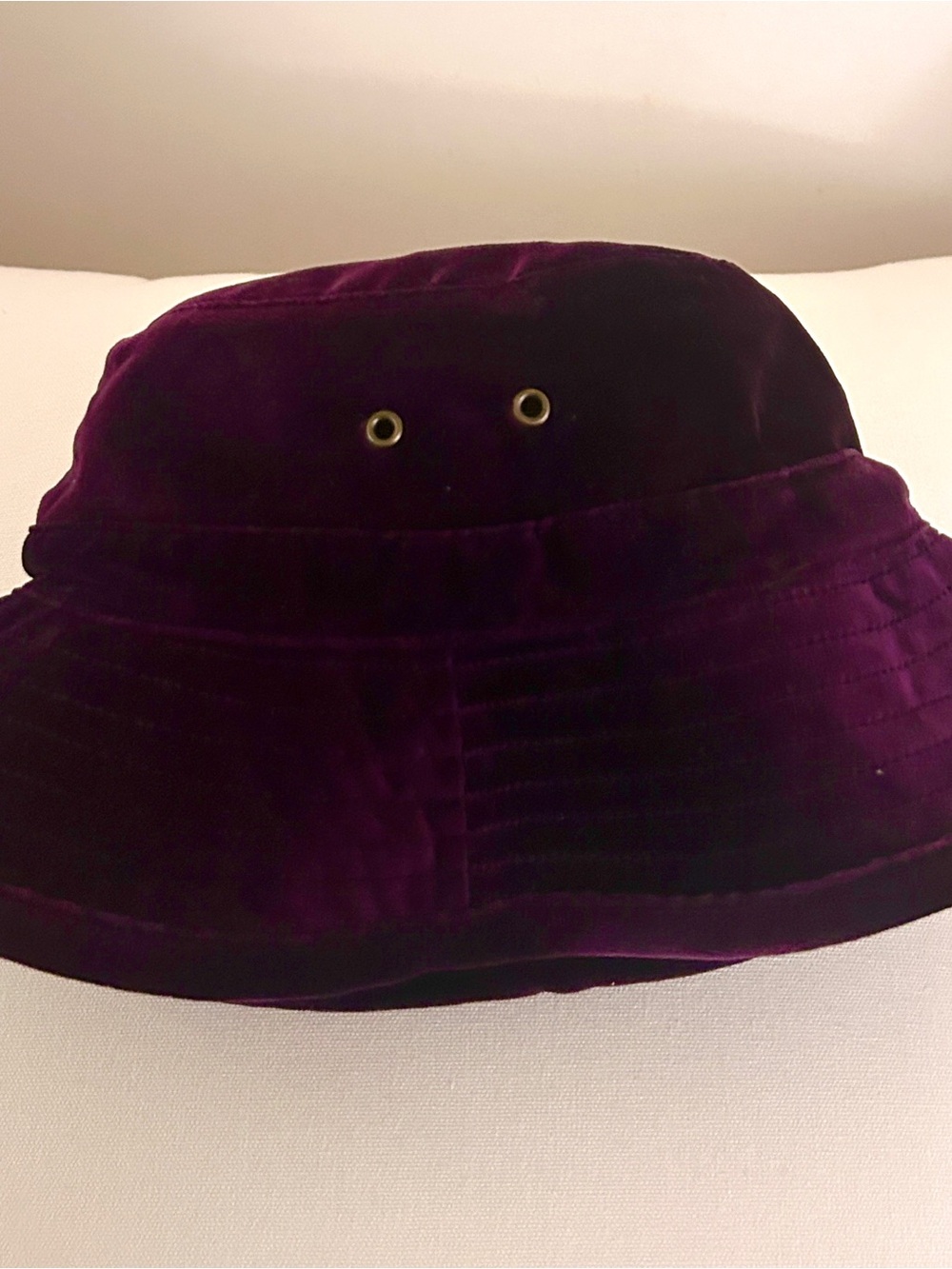 Rare Vintage Banana Republic 1990’s Purple Velvet Bucket Hat! Like New!